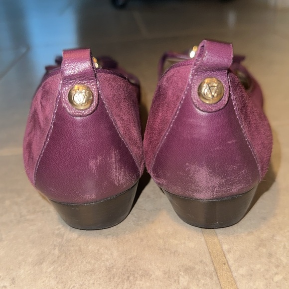Vince Camuto leather and suede tassel loafer - Picture 4 of 11